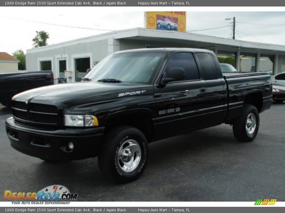 Front 3/4 View of 1999 Dodge Ram 1500 Sport Extended Cab 4x4 Photo #1