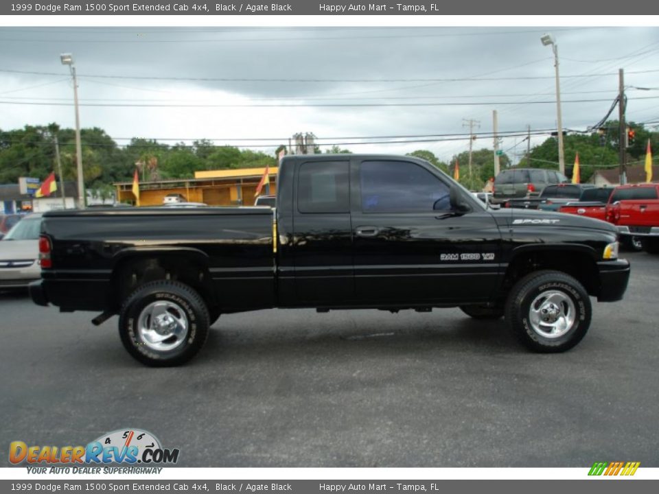 1999 Dodge Ram 1500 Sport Extended Cab 4x4 Black / Agate Black Photo #12