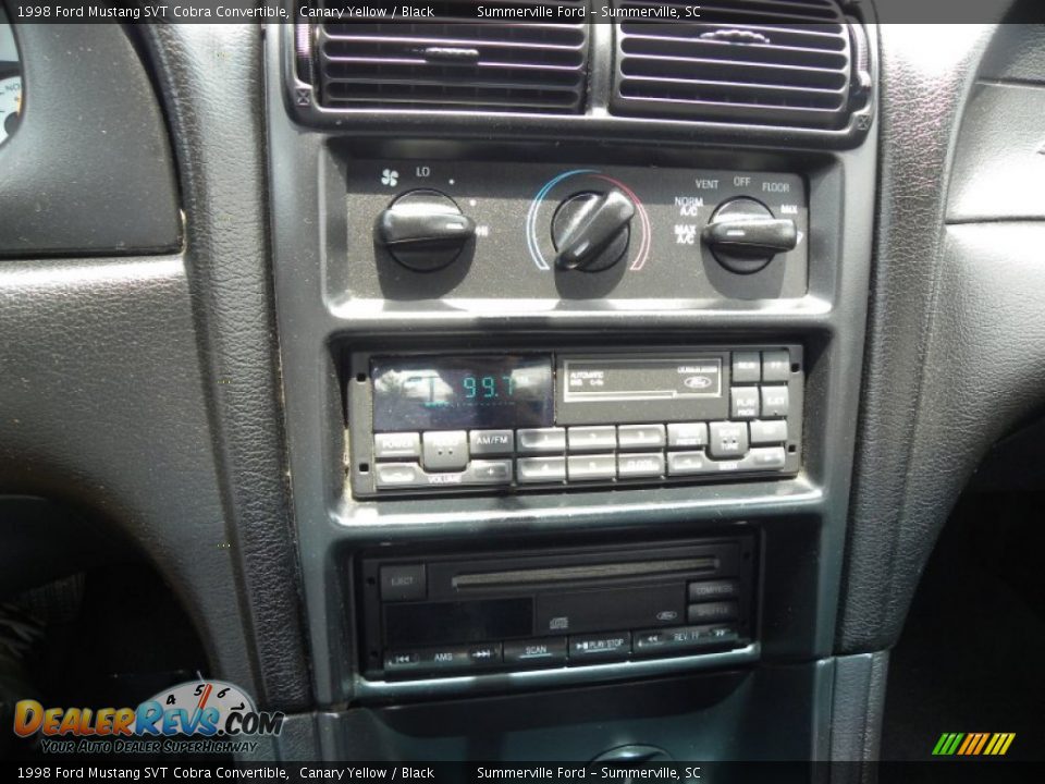 Controls of 1998 Ford Mustang SVT Cobra Convertible Photo #16