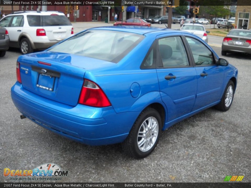 2007 Ford Focus ZX4 SE Sedan Aqua Blue Metallic / Charcoal/Light Flint Photo #2