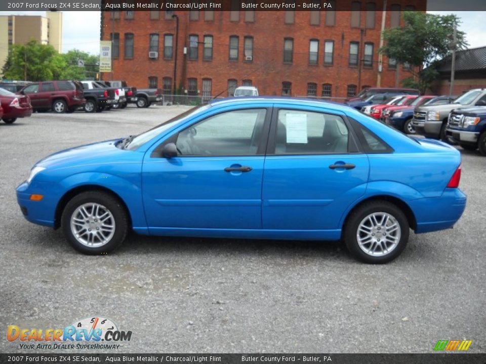 2007 Ford Focus ZX4 SE Sedan Aqua Blue Metallic / Charcoal/Light Flint Photo #3