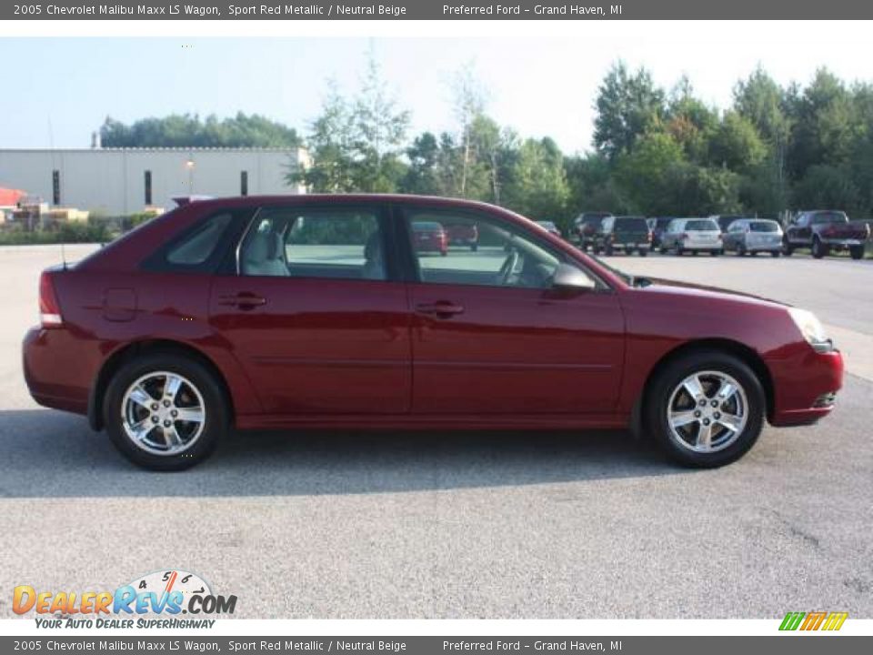 2005 Chevrolet Malibu Maxx LS Wagon Sport Red Metallic / Neutral Beige Photo #4