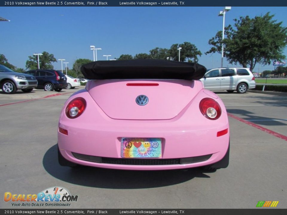 2010 Volkswagen New Beetle 2.5 Convertible Pink / Black Photo #4
