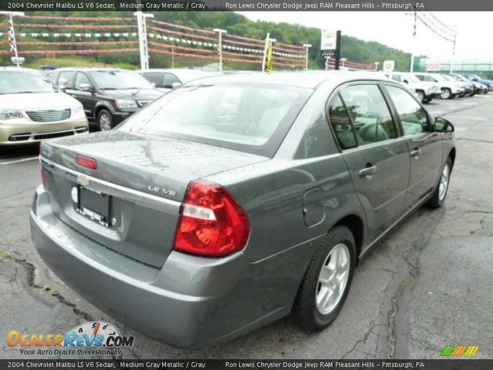 2004 Chevrolet Malibu LS V6 Sedan Medium Gray Metallic / Gray Photo #5