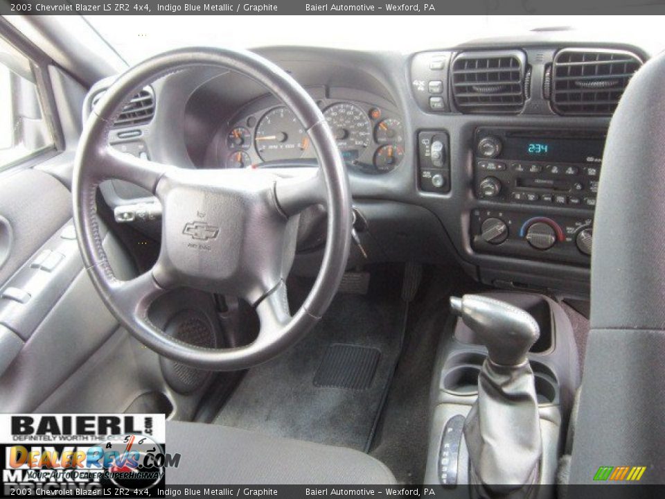 2003 Chevrolet Blazer LS ZR2 4x4 Indigo Blue Metallic / Graphite Photo #14