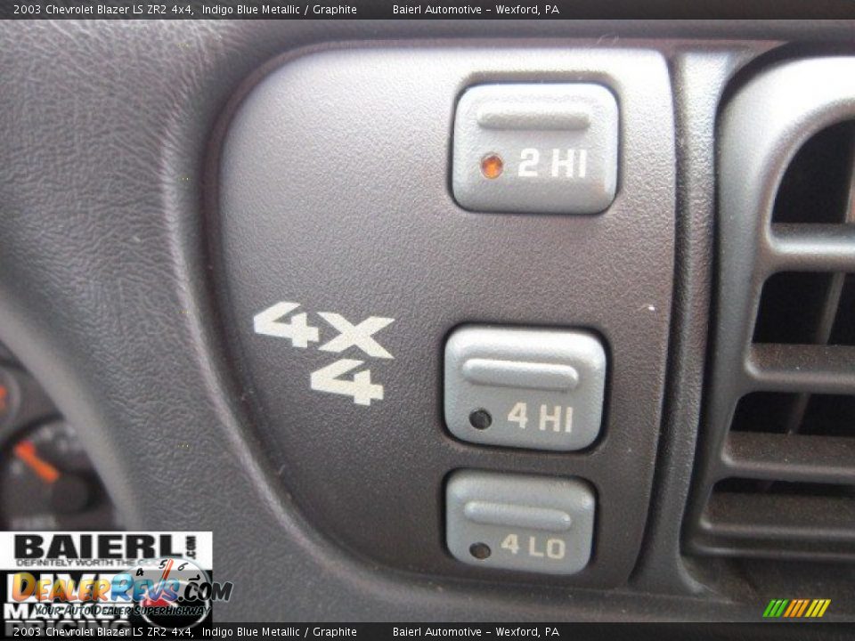2003 Chevrolet Blazer LS ZR2 4x4 Indigo Blue Metallic / Graphite Photo #18