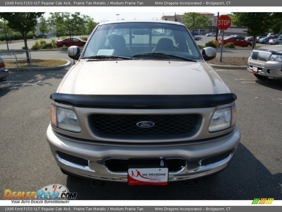 1998 Ford F150 XLT Regular Cab 4x4 Prairie Tan Metallic / Medium Prairie Tan Photo #2
