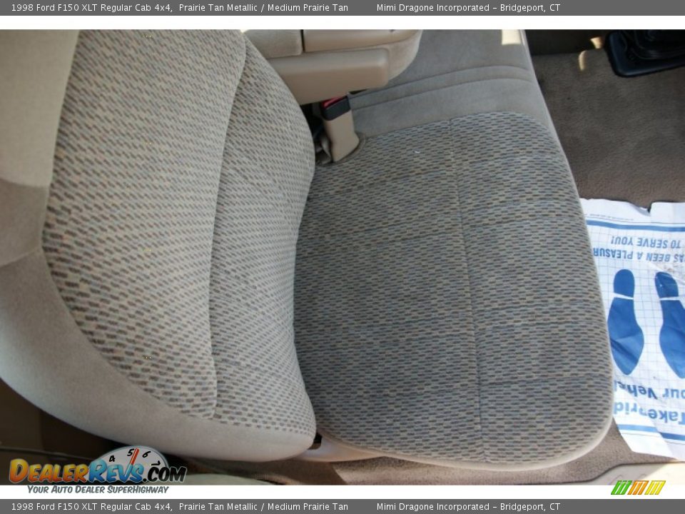 1998 Ford F150 XLT Regular Cab 4x4 Prairie Tan Metallic / Medium Prairie Tan Photo #12