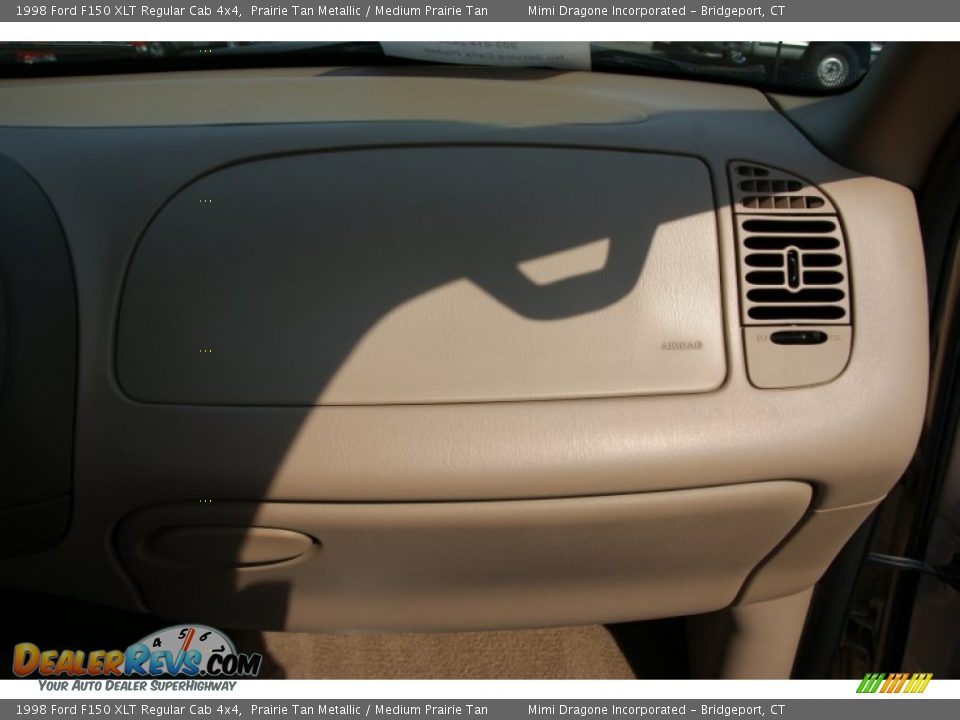 1998 Ford F150 XLT Regular Cab 4x4 Prairie Tan Metallic / Medium Prairie Tan Photo #14