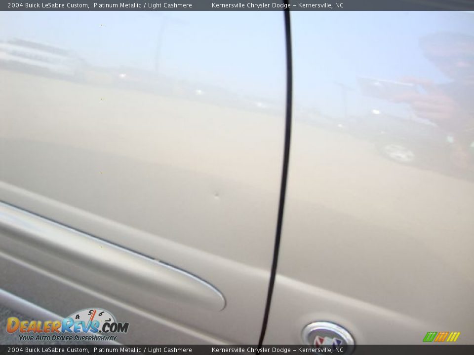 2004 Buick LeSabre Custom Platinum Metallic / Light Cashmere Photo #32