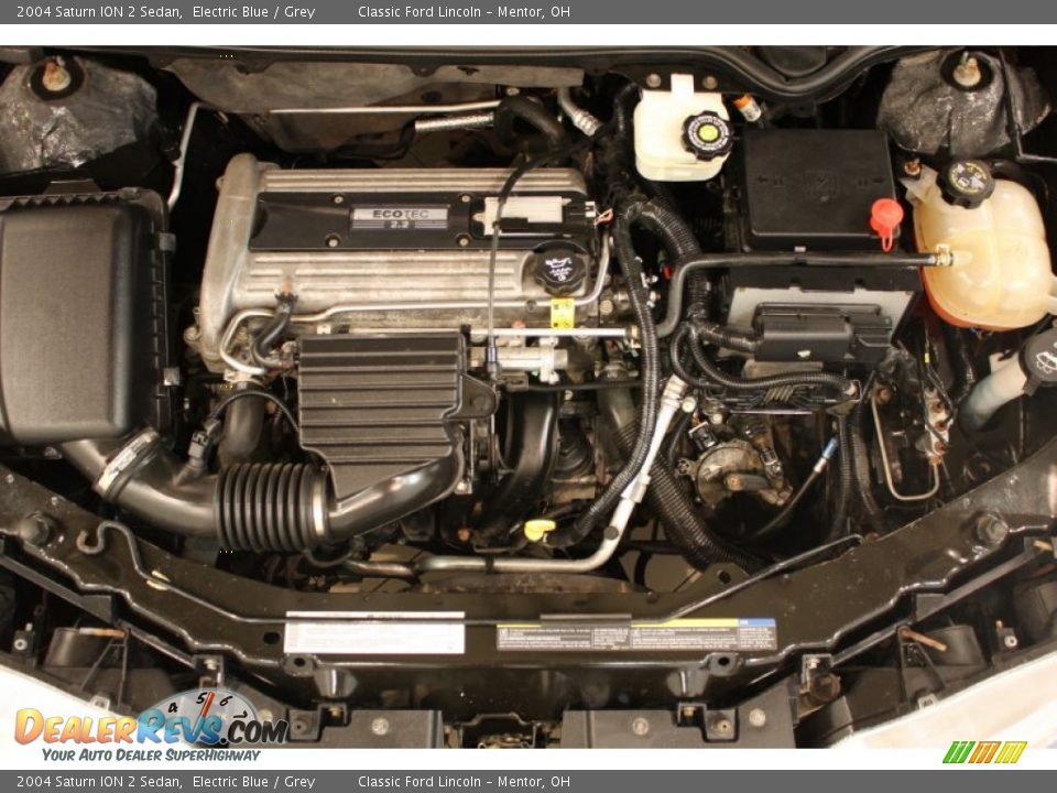 2004 Saturn ION 2 Sedan Electric Blue / Grey Photo #14