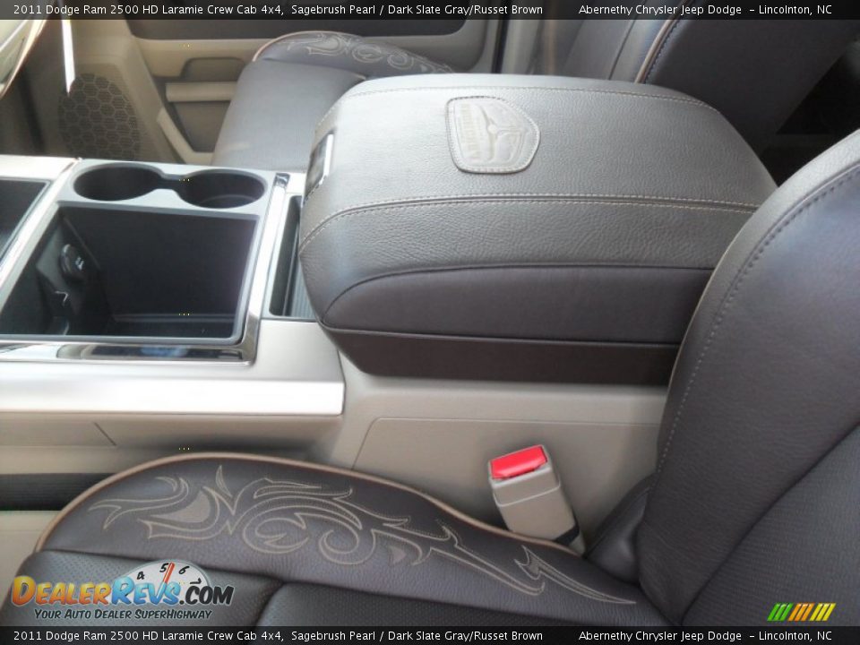 2011 Dodge Ram 2500 HD Laramie Crew Cab 4x4 Sagebrush Pearl / Dark Slate Gray/Russet Brown Photo #9