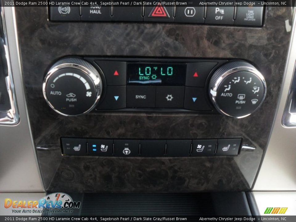 2011 Dodge Ram 2500 HD Laramie Crew Cab 4x4 Sagebrush Pearl / Dark Slate Gray/Russet Brown Photo #12