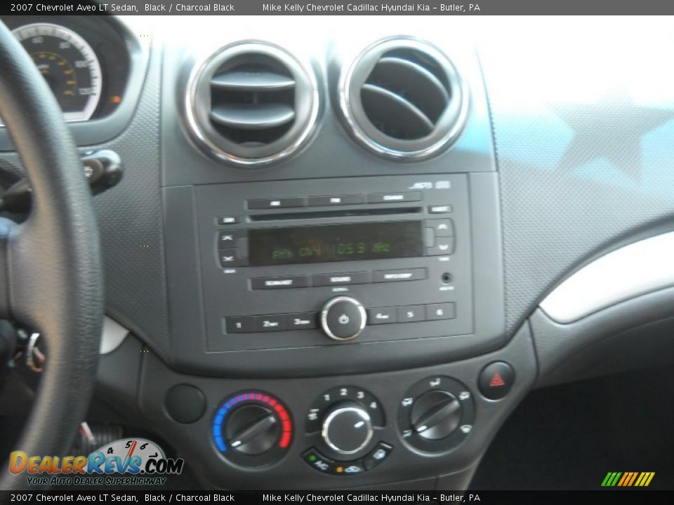 2007 Chevrolet Aveo LT Sedan Black / Charcoal Black Photo #17