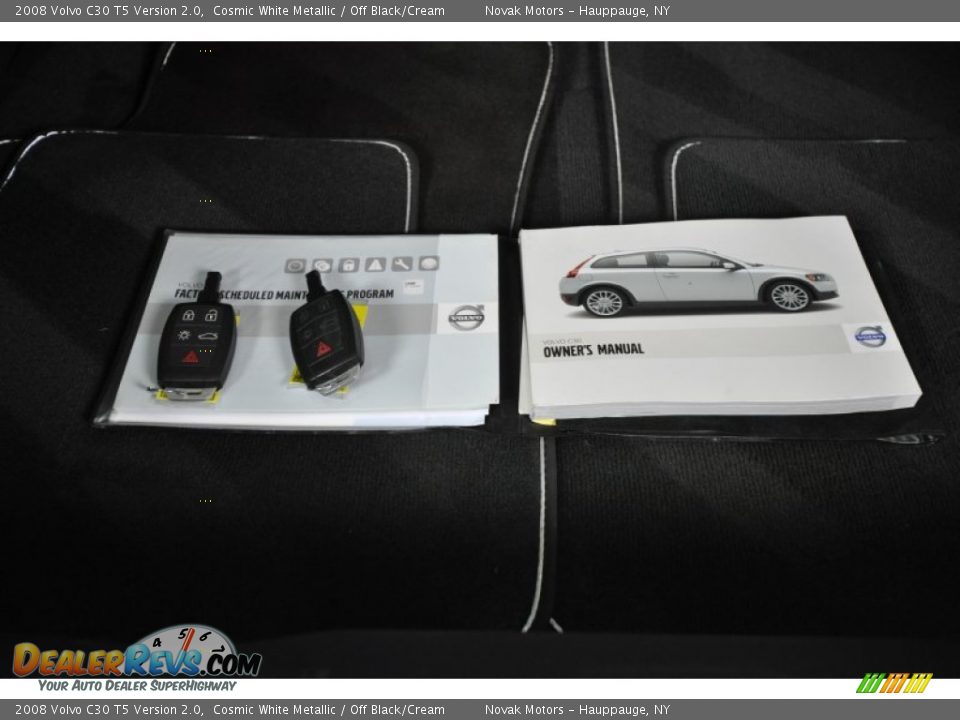 Books/Manuals of 2008 Volvo C30 T5 Version 2.0 Photo #33