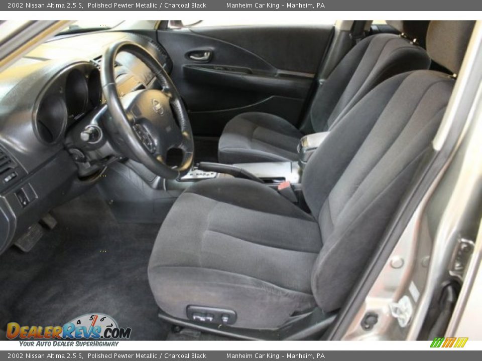 Charcoal Black Interior 2002 Nissan Altima 2 5 S Photo 11