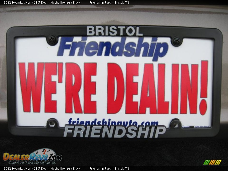 2012 Hyundai Accent SE 5 Door Mocha Bronze / Black Photo #12