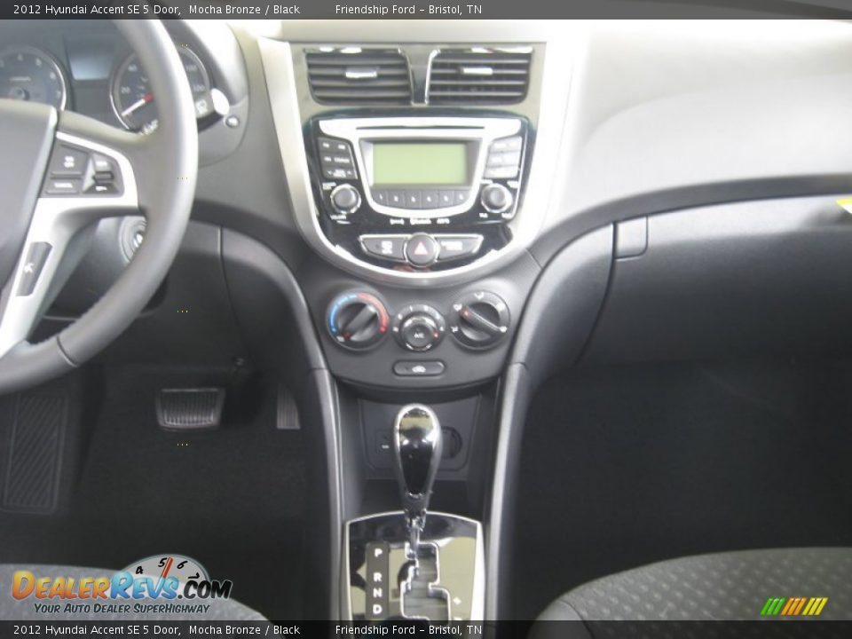 2012 Hyundai Accent SE 5 Door Mocha Bronze / Black Photo #23