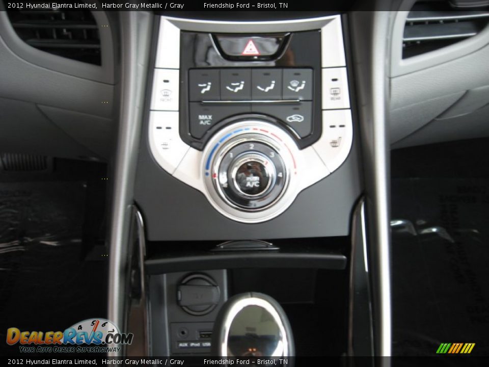 Controls of 2012 Hyundai Elantra Limited Photo #25