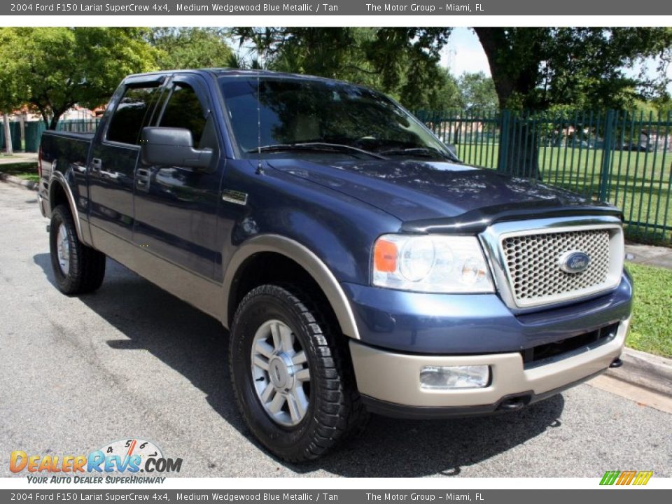 2004 Ford F150 Lariat SuperCrew 4x4 Medium Wedgewood Blue Metallic / Tan Photo #14