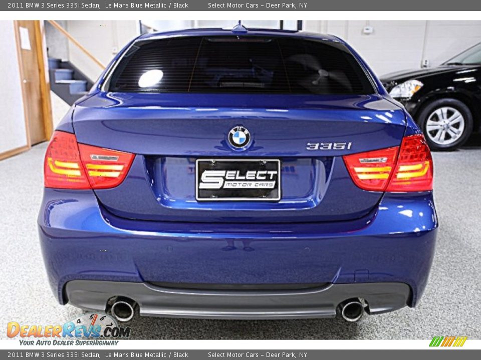 Le mans blue bmw 5 series #7