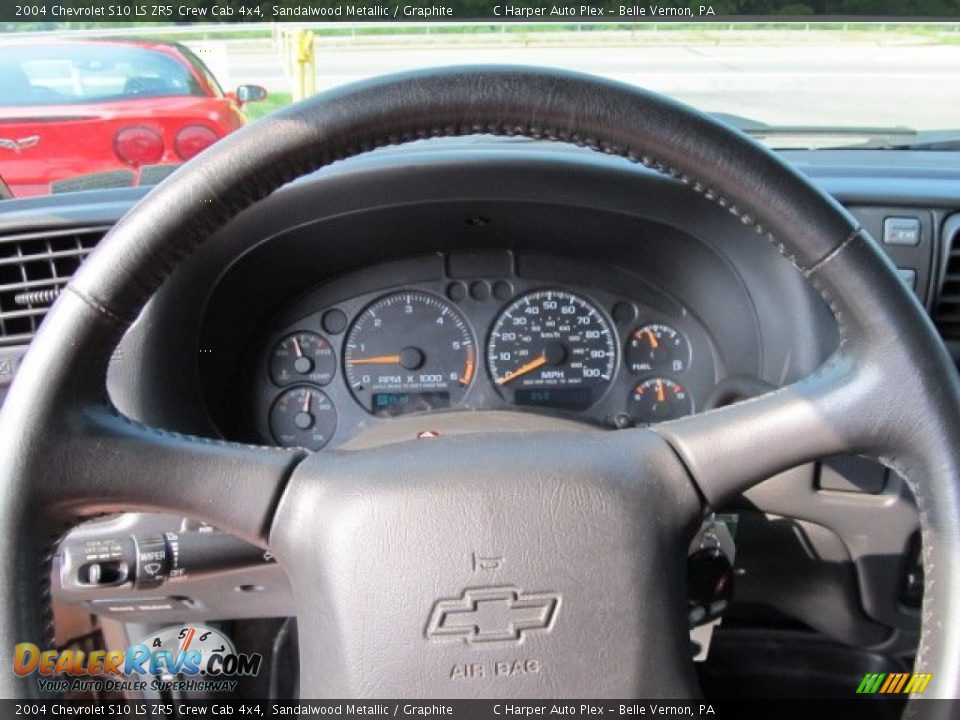 2004 Chevrolet S10 LS ZR5 Crew Cab 4x4 Sandalwood Metallic / Graphite Photo #17