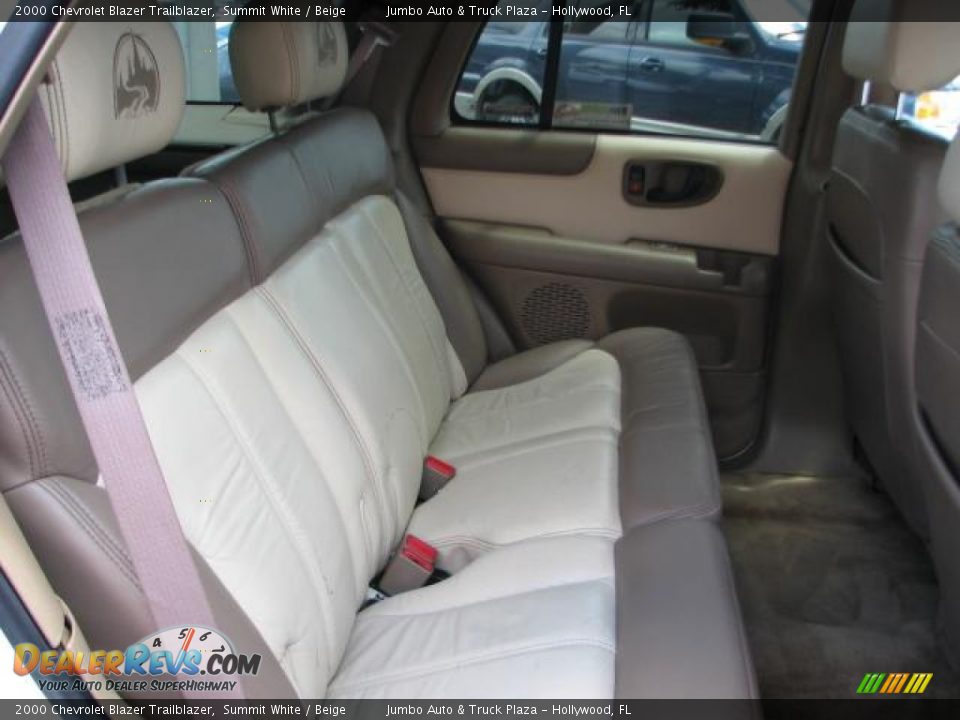 Beige Interior - 2000 Chevrolet Blazer Trailblazer Photo #12