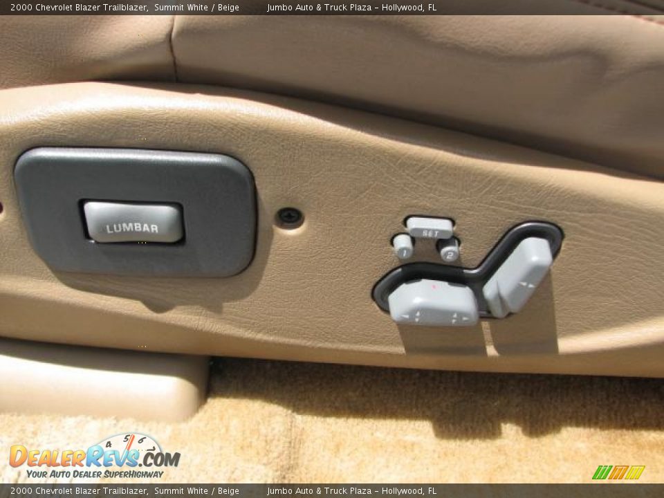 2000 Chevrolet Blazer Trailblazer Summit White / Beige Photo #18