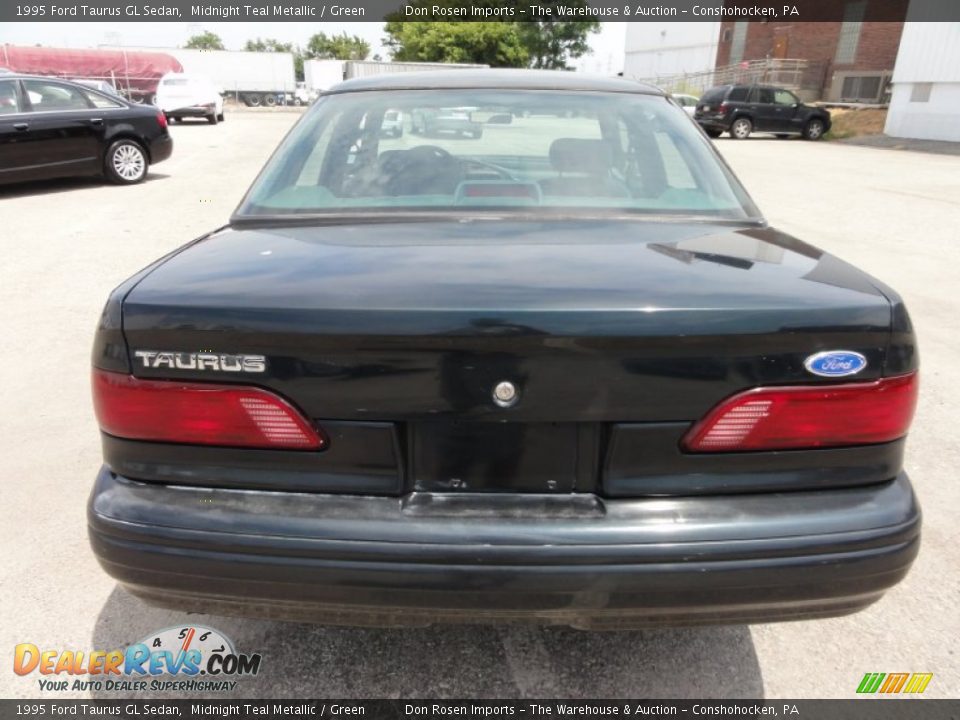 1995 Ford Taurus GL Sedan Midnight Teal Metallic / Green Photo #9