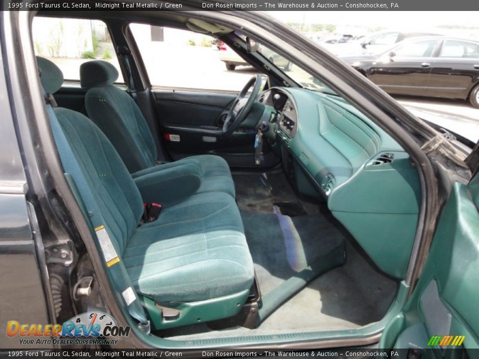 1995 Ford Taurus GL Sedan Midnight Teal Metallic / Green Photo #20