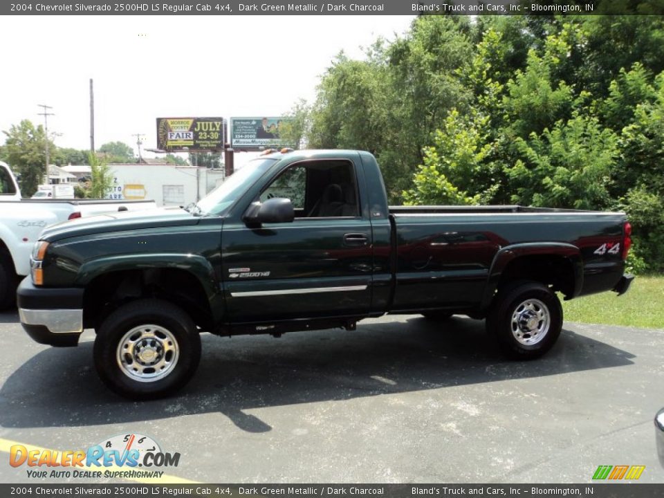 2004 Chevrolet Silverado 2500HD LS Regular Cab 4x4 Dark Green Metallic / Dark Charcoal Photo #1