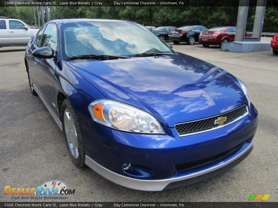 Front 3/4 View of 2006 Chevrolet Monte Carlo SS Photo #6