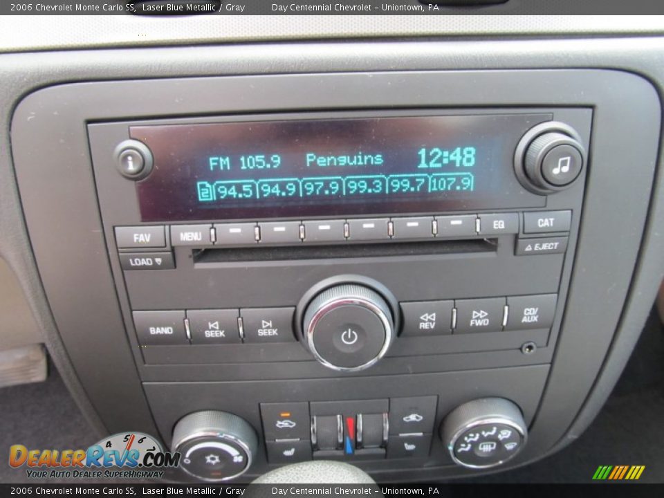 Controls of 2006 Chevrolet Monte Carlo SS Photo #11