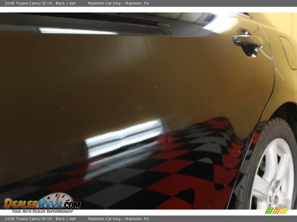 2008 Toyota Camry SE V6 Black / Ash Photo #21