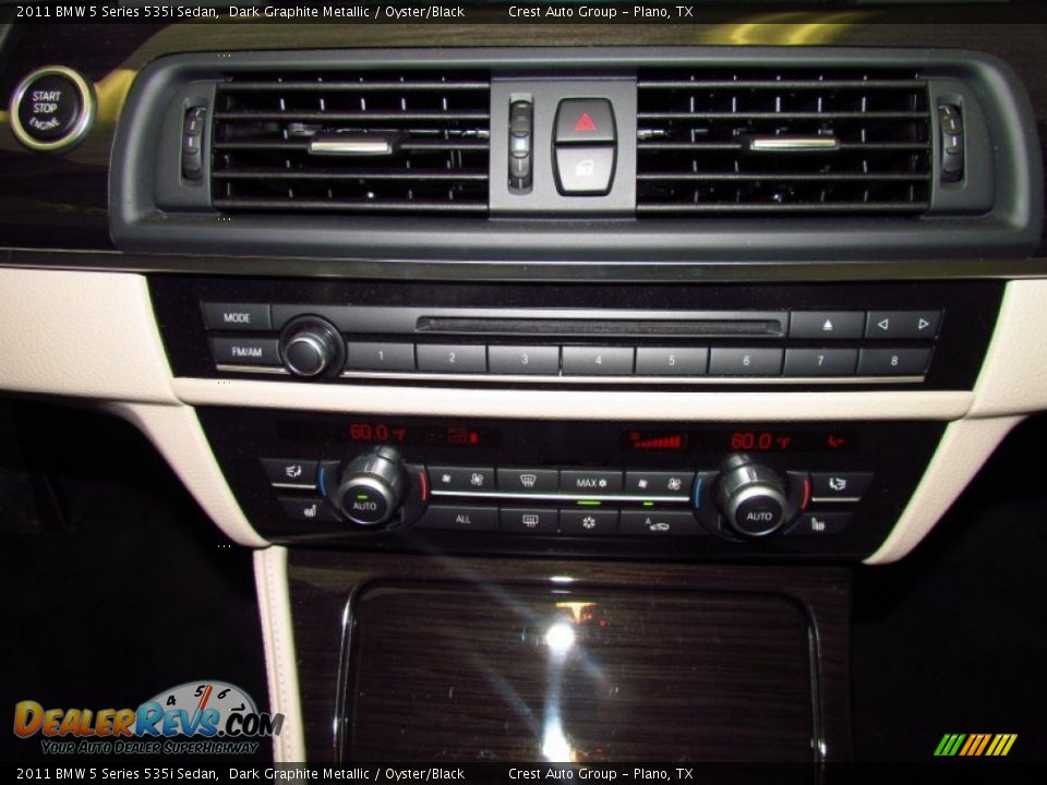 2011 BMW 5 Series 535i Sedan Dark Graphite Metallic / Oyster/Black Photo #18