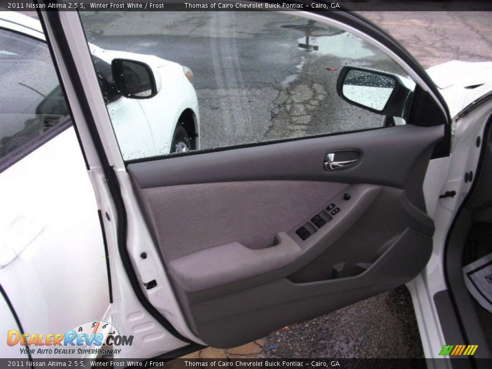 2011 Nissan Altima 2.5 S Winter Frost White / Frost Photo #10