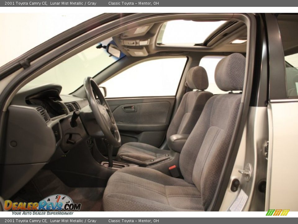 Gray Interior - 2001 Toyota Camry CE Photo #9