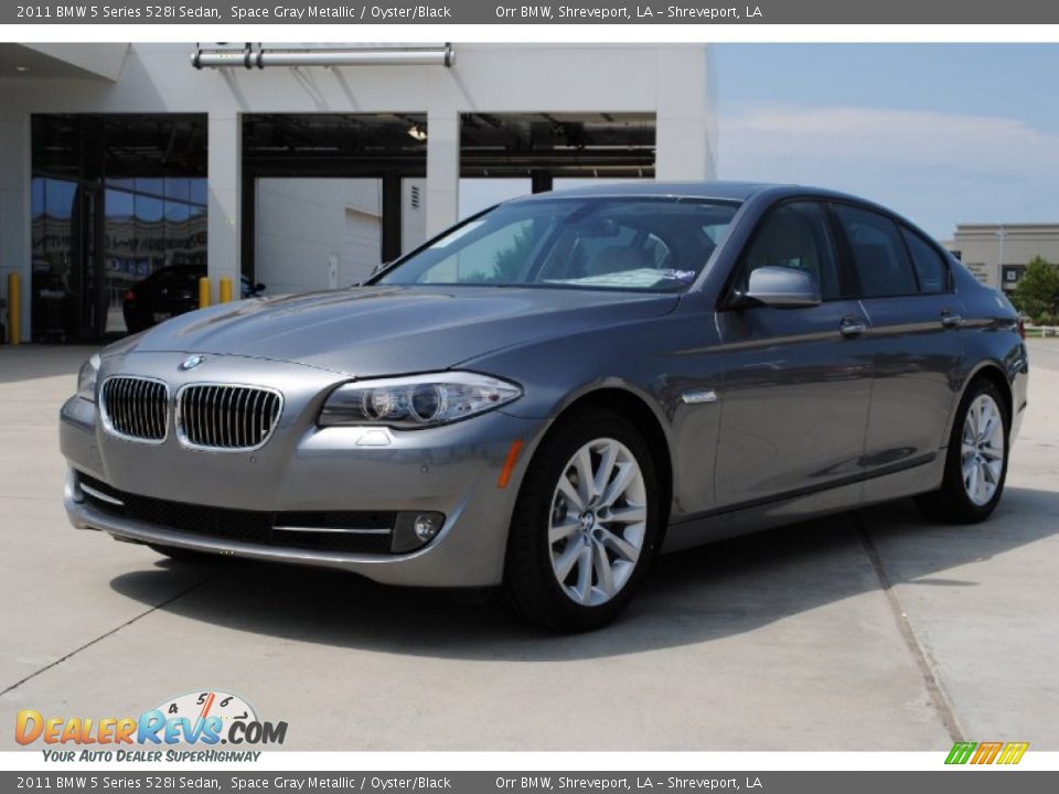 2011 BMW 5 Series 528i Sedan Space Gray Metallic / Oyster/Black Photo #1