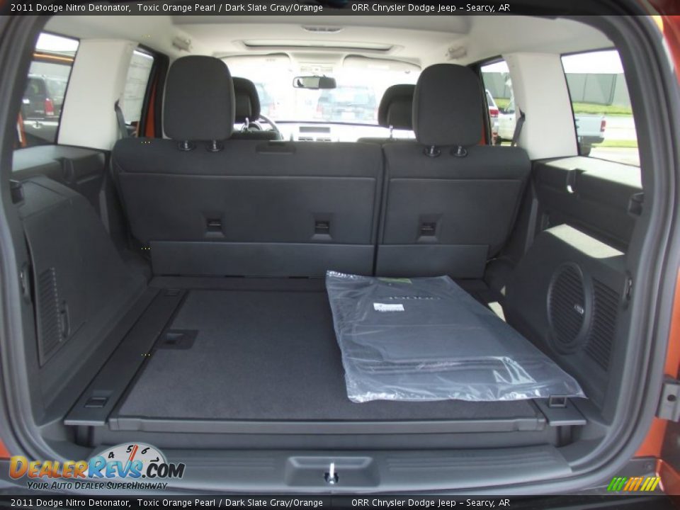 2011 Dodge Nitro Detonator Trunk Photo #15