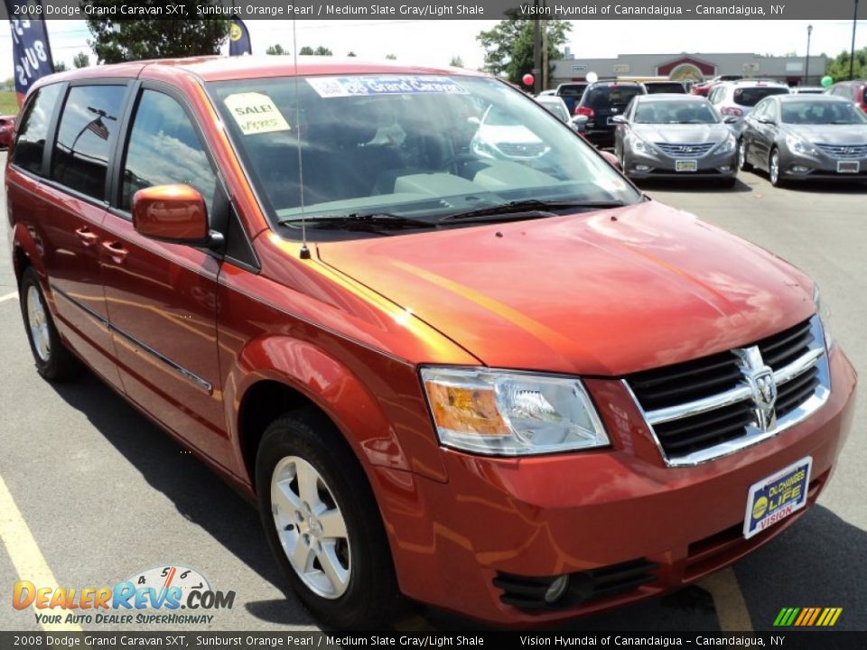 2008 Dodge Grand Caravan SXT Sunburst Orange Pearl / Medium Slate Gray/Light Shale Photo #13