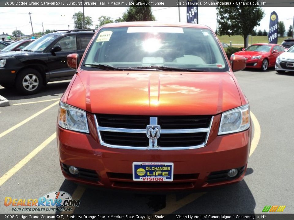 2008 Dodge Grand Caravan SXT Sunburst Orange Pearl / Medium Slate Gray/Light Shale Photo #14