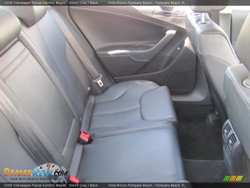 2008 Volkswagen Passat Komfort Wagon United Gray / Black Photo #20