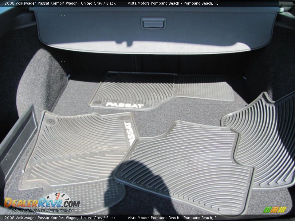 2008 Volkswagen Passat Komfort Wagon United Gray / Black Photo #21