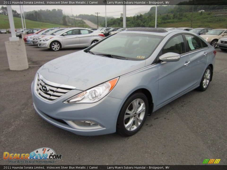 Front 3/4 View of 2011 Hyundai Sonata Limited Photo #3