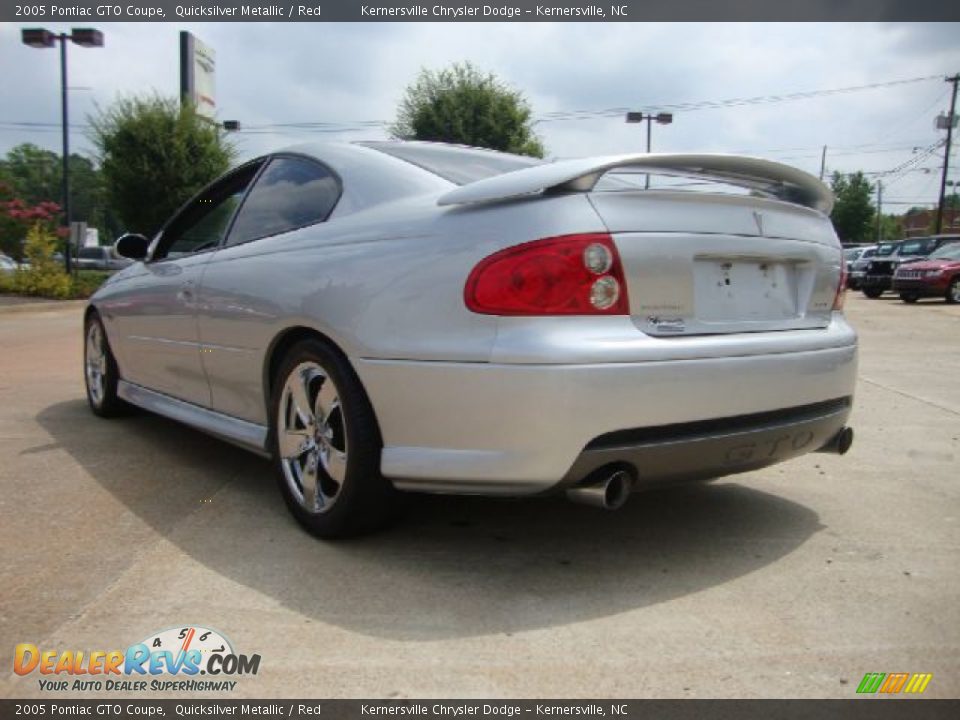 2005 Pontiac GTO Coupe Quicksilver Metallic / Red Photo #5