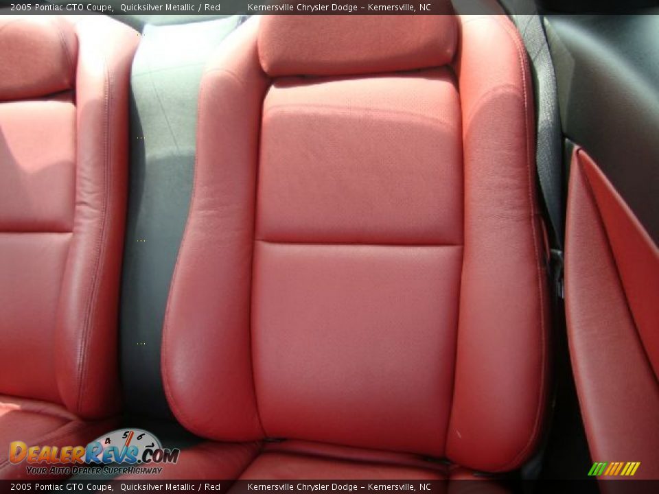 2005 Pontiac GTO Coupe Quicksilver Metallic / Red Photo #11