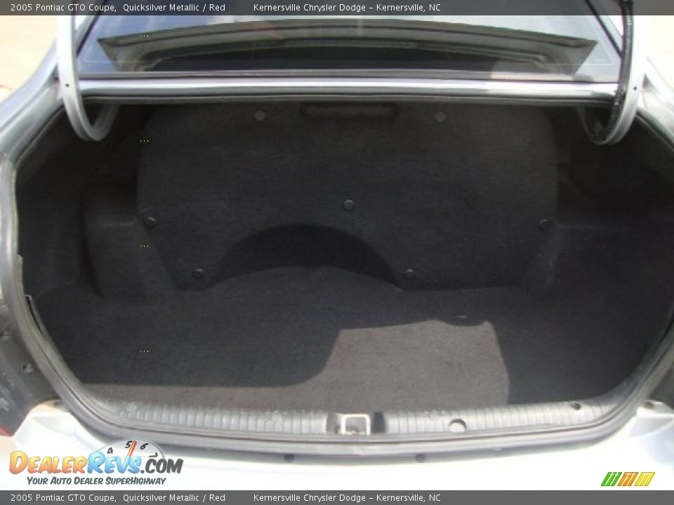 2005 Pontiac GTO Coupe Quicksilver Metallic / Red Photo #13