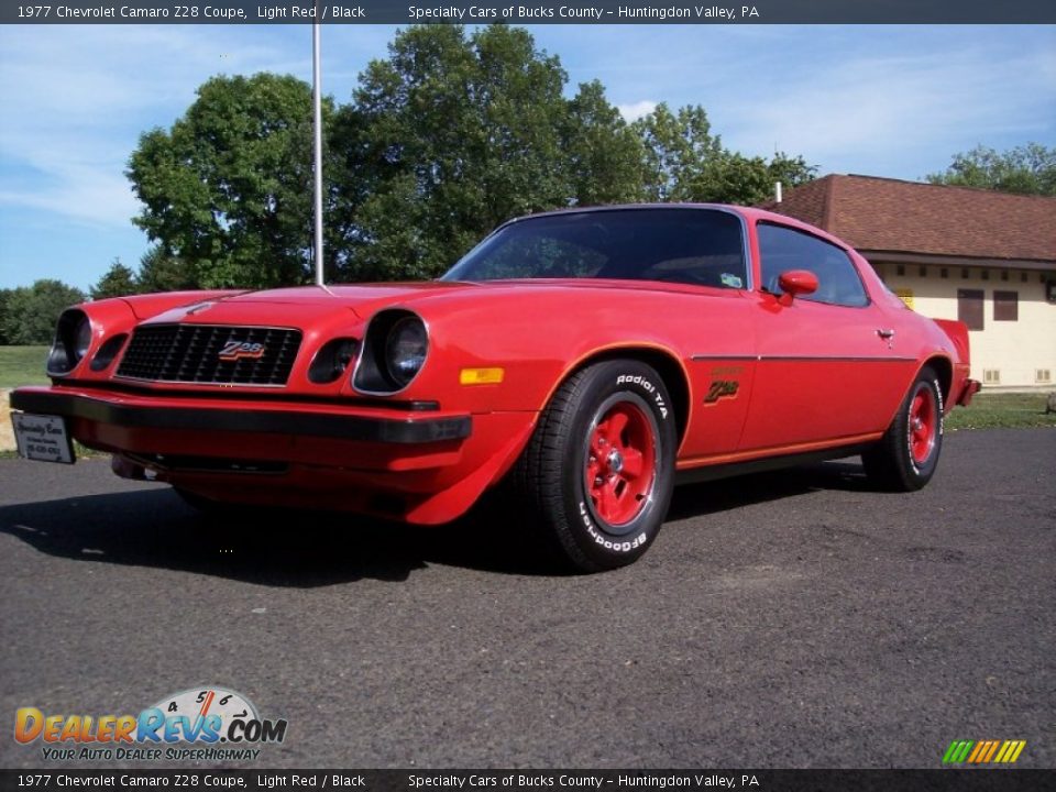 Front 3/4 View of 1977 Chevrolet Camaro Z28 Coupe Photo #8