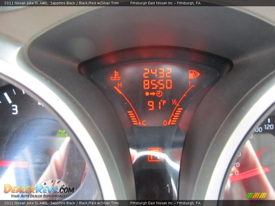 2011 Nissan Juke SL AWD Sapphire Black / Black/Red w/Silver Trim Photo #15