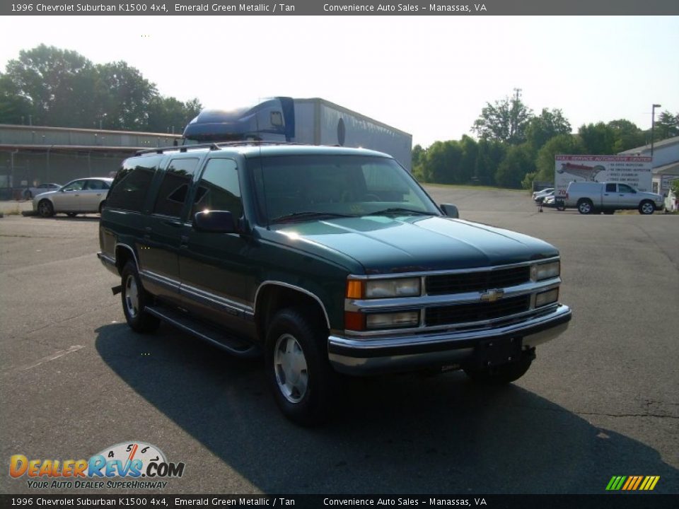 1996 Chevrolet Suburban K1500 4x4 Emerald Green Metallic / Tan Photo #2